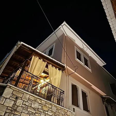 Philoxenia Apartment